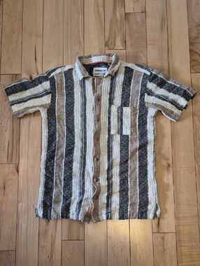 Boys Size 18/20 Sovereign Code Striped Short-Sleeve Button-Up